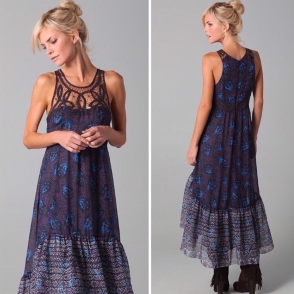 Free people beautiful floral print maxi dress NWOT size 4 !